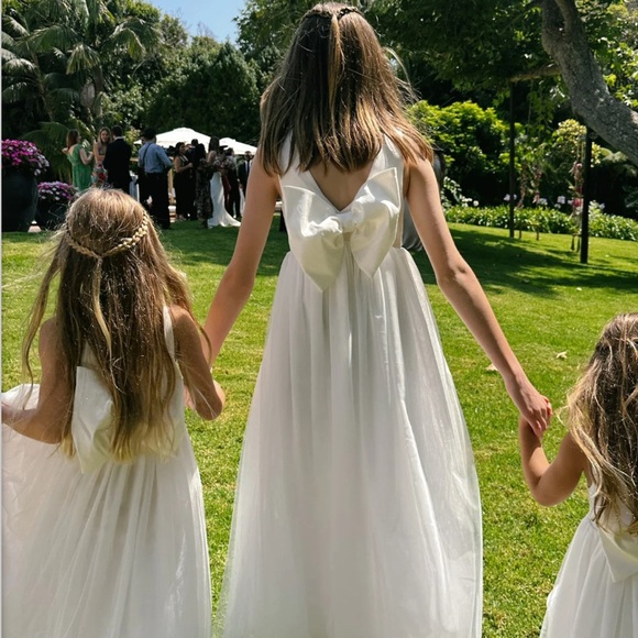 Show me your MuMu Mini flower girl Dress with bow in back 5T - Picture 8 of 11